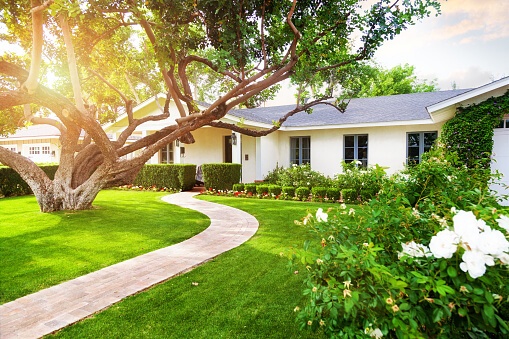 Is a Starter Home Worth it for First Time Buyers?